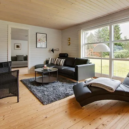 펜션 Two-bedroom Holiday In *