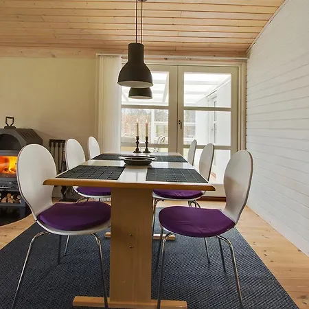 펜션 Two-bedroom Holiday In *